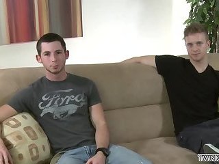 Big dick twinks oral sex with cumshot